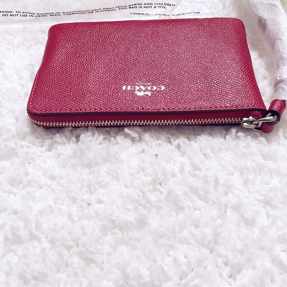 Sold on ♏️ - Picture 3 of 4